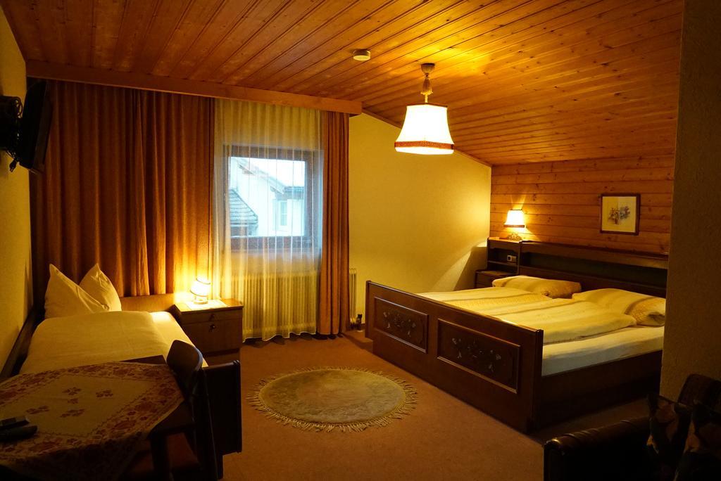 Gasthof Perfler Hotel Ausservillgraten Room photo