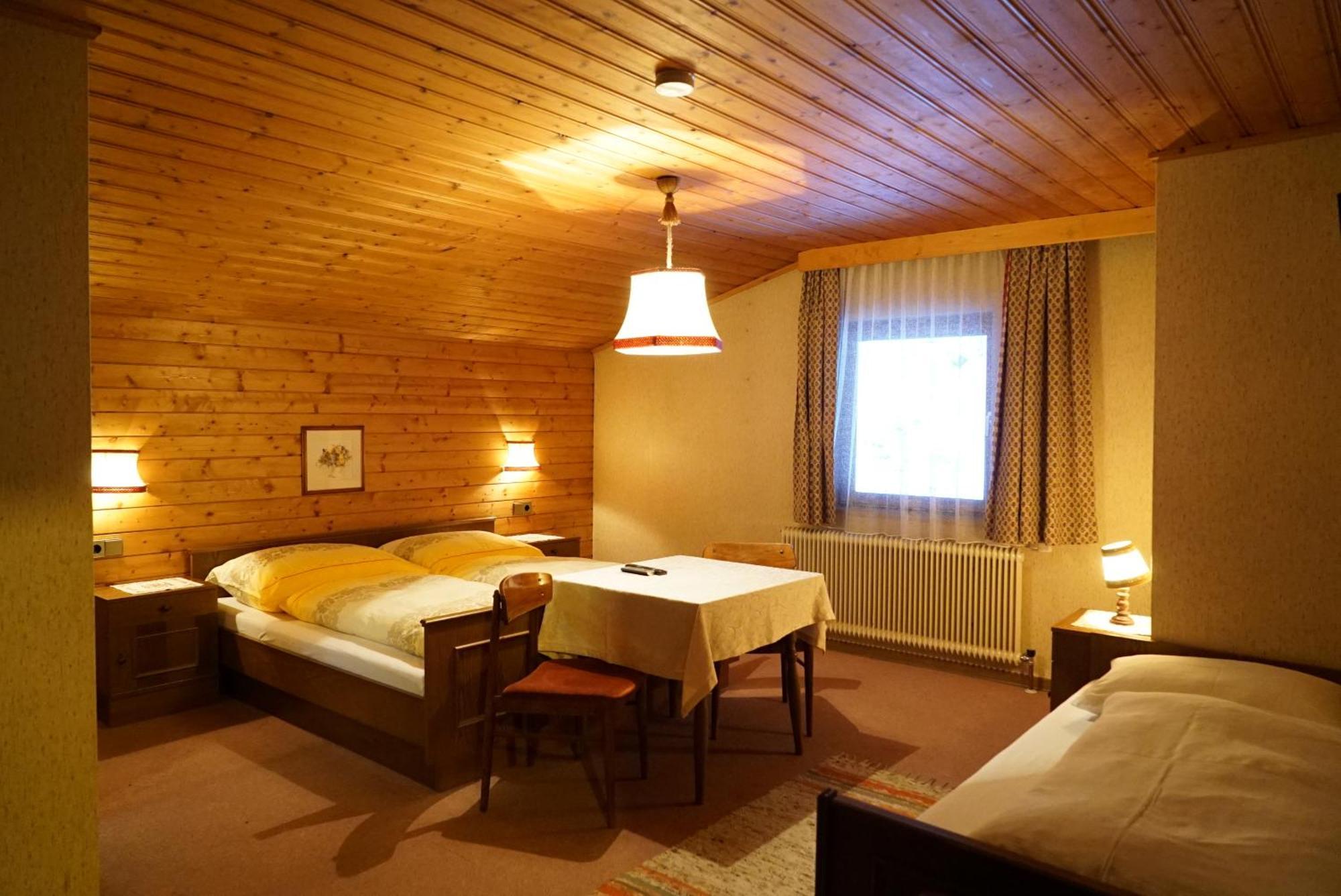 Gasthof Perfler Hotel Ausservillgraten Room photo